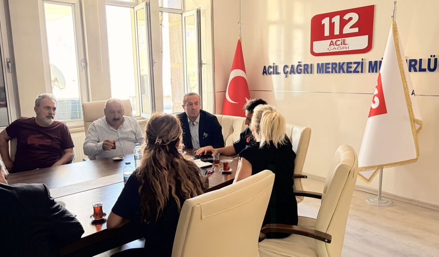 AK Parti Hakkari Teşkilatından AFAD'a Ziyaret, Yüksel Işık'ın Ailesiyle Bir Araya Geldiler