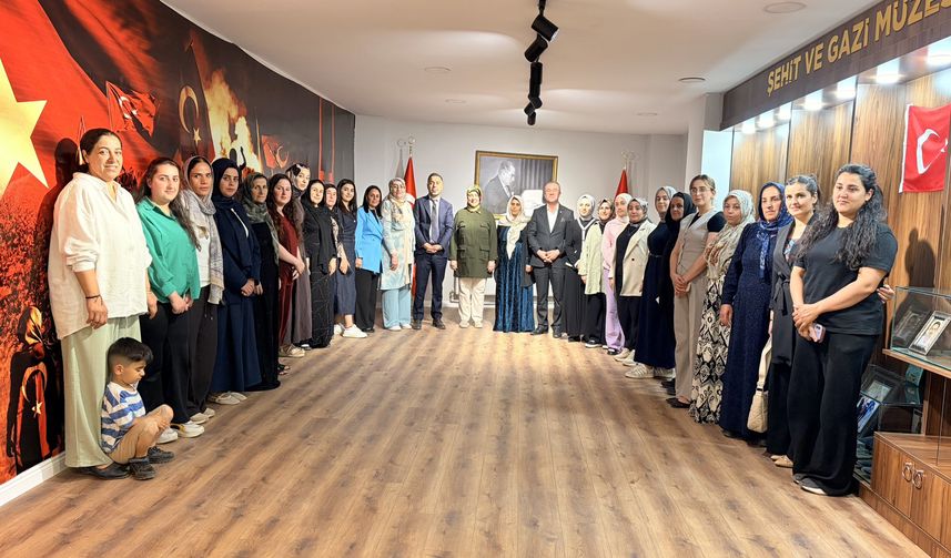 Tuğba Işık Ercan ve AK Parti Heyetinden Yüksekova'da Yoğun Ziyaret Programı