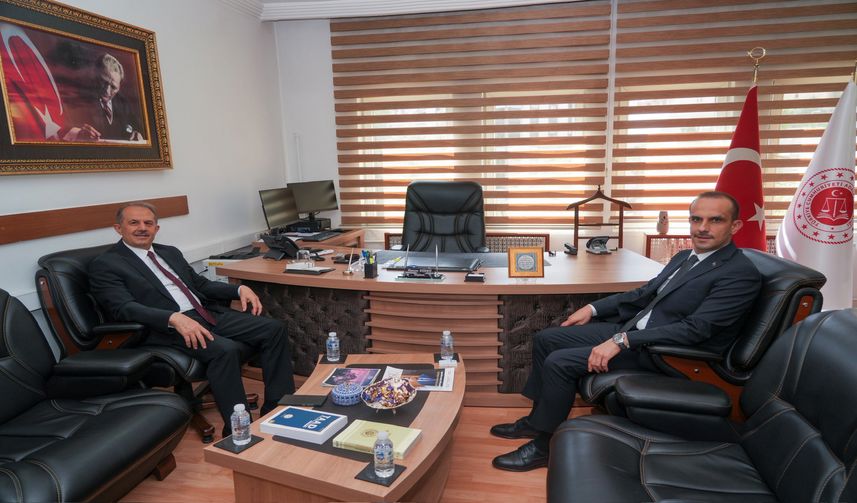 Vali İbrahim Taşyapan’dan Adli Yargı Adalet Komisyonu Başkanı Hamza Küskü’ye ziyaret