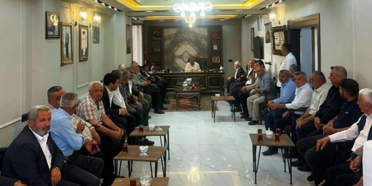 Hakkari’de Marufi ve Bilicani Aşiretleri Arasındaki Husumet Barışla Sonuçlandı