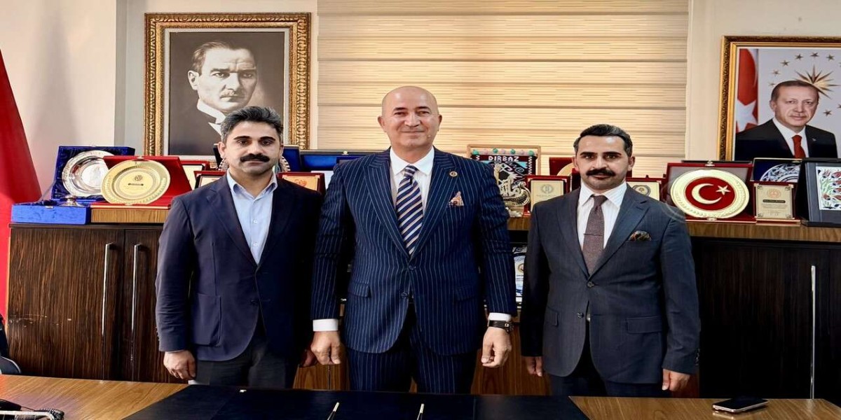 Esendere Belediye Başkanı Dırbaz Büyüksu Hukukçuları Ağırladı: İlçenin Geleceği Görüşüldü