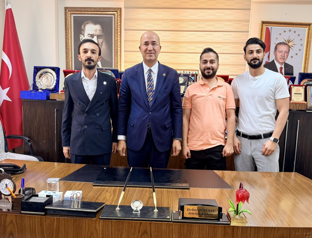 Esendere Belediye Başkanı Dırbaz Büyüksu’ya Genç Sağlık Sendikası ve Kızılay’dan Ziyaret