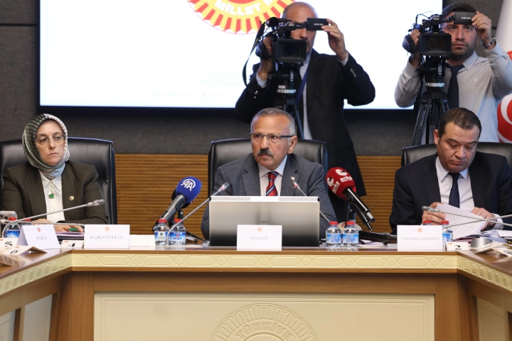 TBMM Komisyonu Okul Güvenliği ve Çocukların Dijital Risklerini Masaya Yatırdı