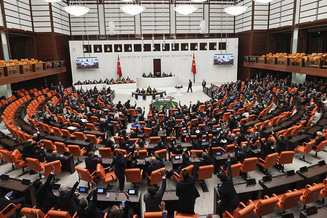 12. Yargı Paketi Yasalaştı: HAGB, Miras Satışları ve Dolandırıcılık Suçlarında Yeni Düzenlemeler
