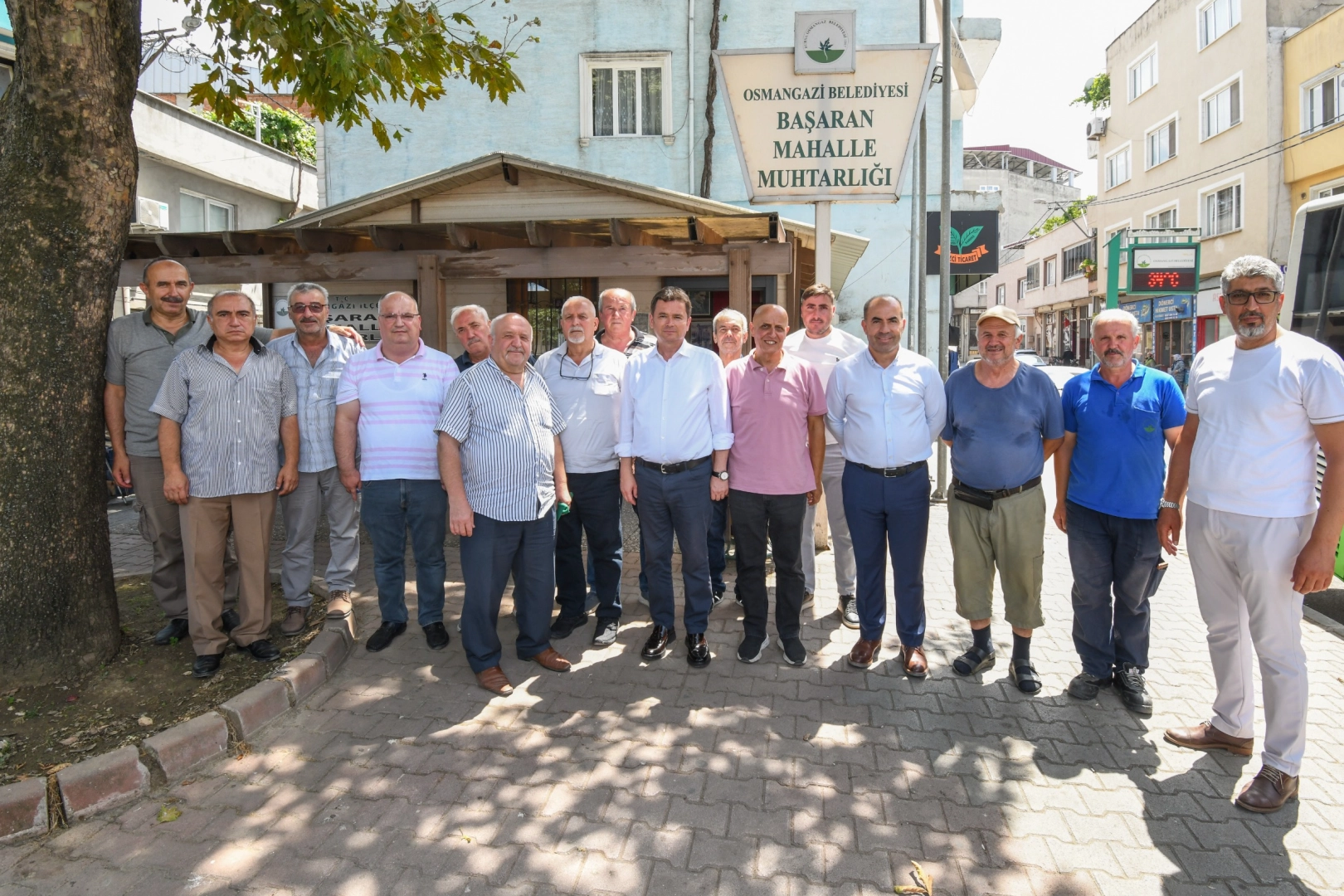 Başkan Erkan Aydın Başaran Mahallesi'nde Vatandaşlarla Buluştu