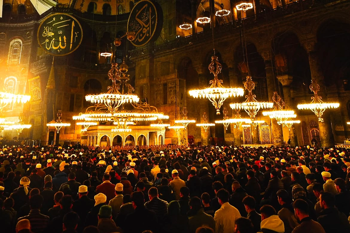 Cumhurbaşkanı Erdoğan'dan Ayasofya'nın Yeniden İbadete Açılışının 6. Yılı Mesajı