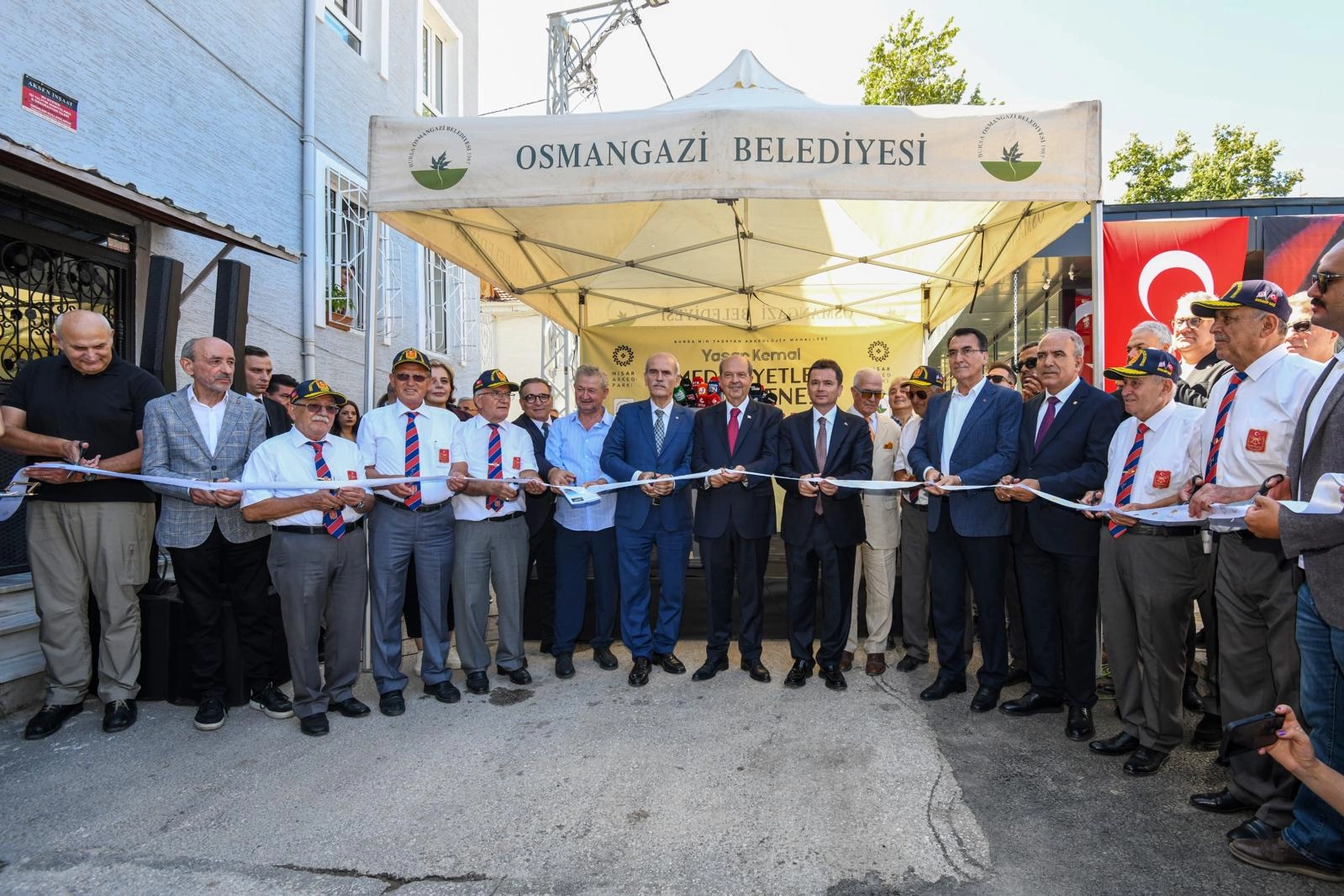 Osmangazi Yaşar Kemal Medeniyetler Kütüphanesi kapılarını açtı: Hisar Arkeopark artık yeni bir kültür durağı