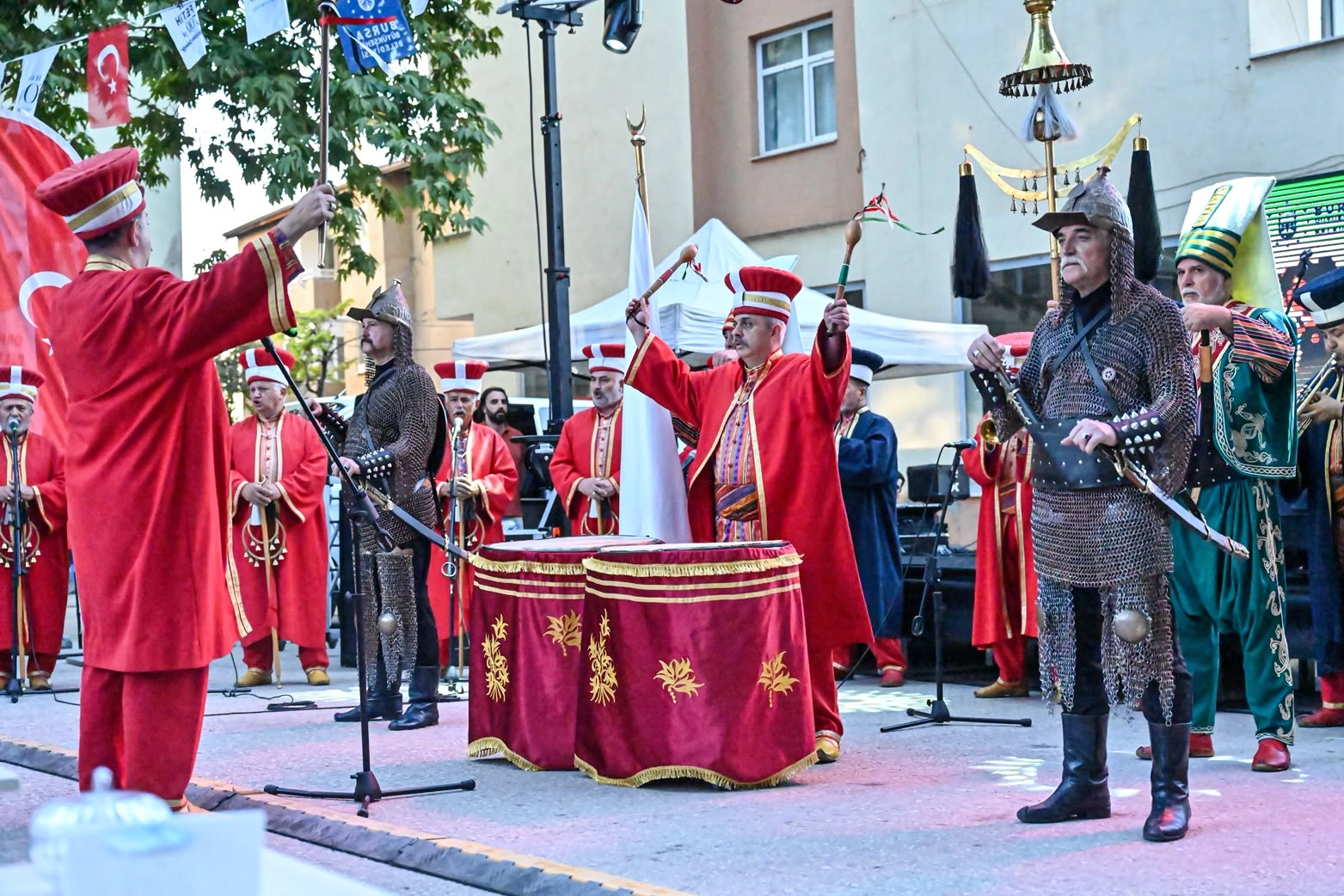 Bursa’nın Fethi’nin 700. Yıl Şenlikleri Orhaneli’de Coşkuyla Kutlandı