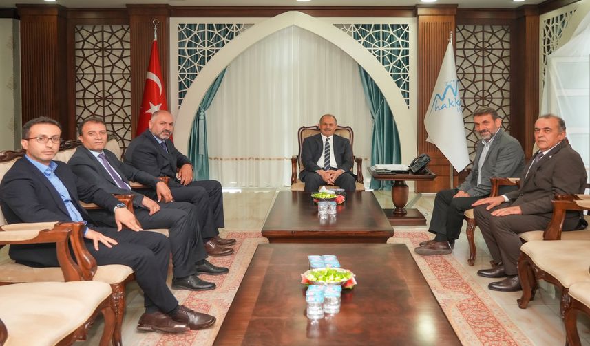 Vali İbrahim Taşyapan'a Esendere Gümrük Müdürü ve Anahtar Parti Heyetinden Ziyaret