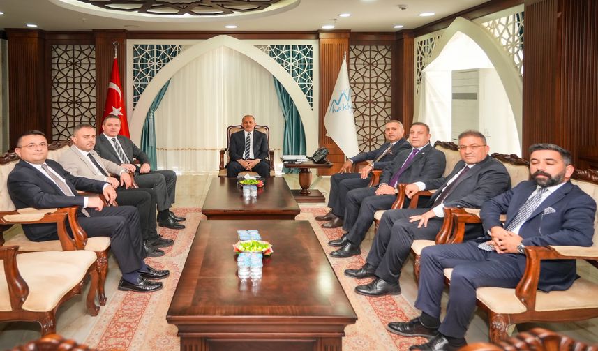 Hakkari Barosu Hizmet Binası Açılışı Öncesi Vali İbrahim Taşyapan'a Ziyaret