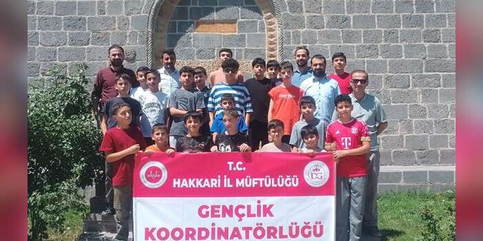 Hakkari Müftülüğü'nden Gençlere 