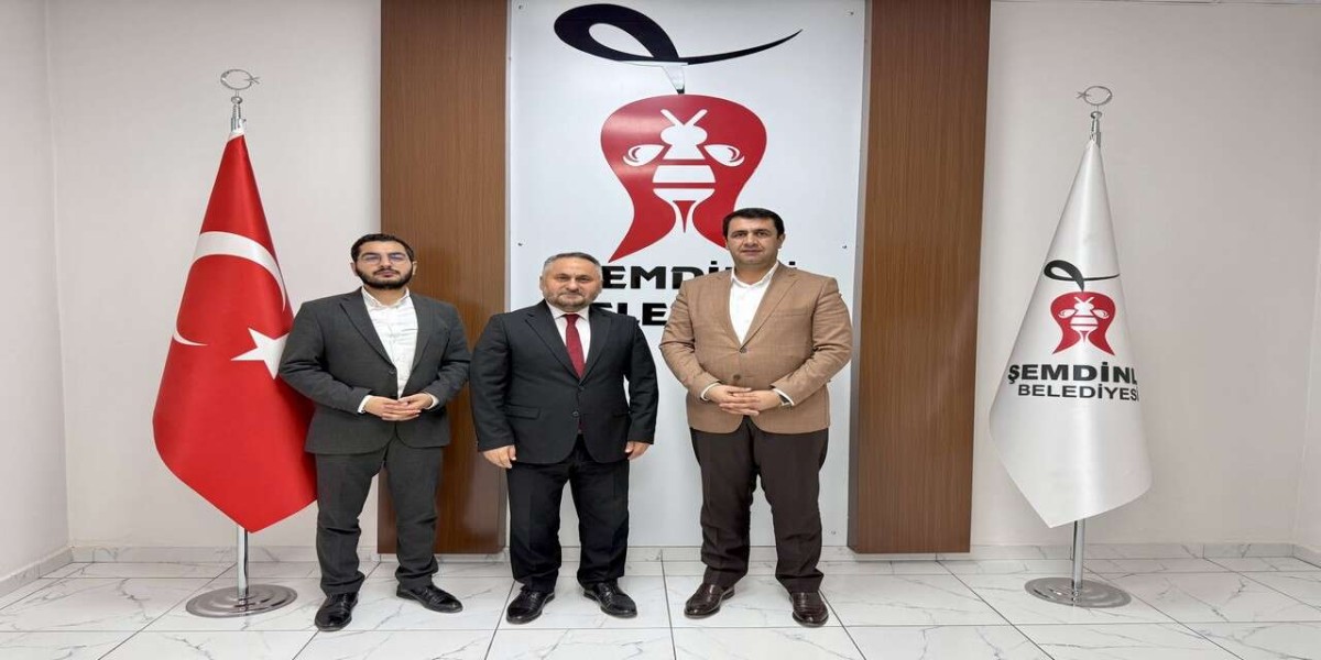 Hakkari İl Müftüsü Hüseyin Okuş’tan Başkan Fahri Şakar’a Ziyaret